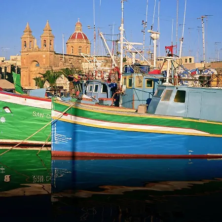 Spacious Steps To The Promenade 公寓 *