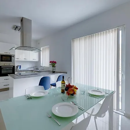 Spacious Steps To The Promenade