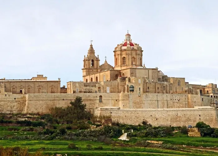 Apartamento Spacious Steps To The Promenade *