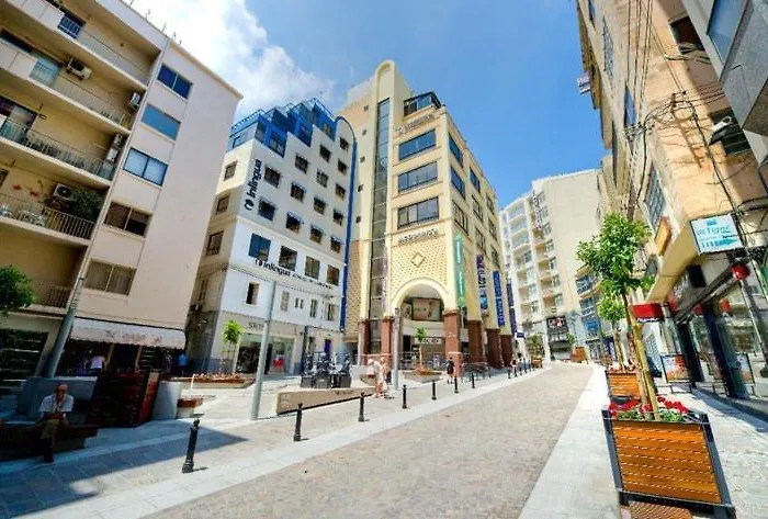 Spacious Steps To The Promenade * Sliema